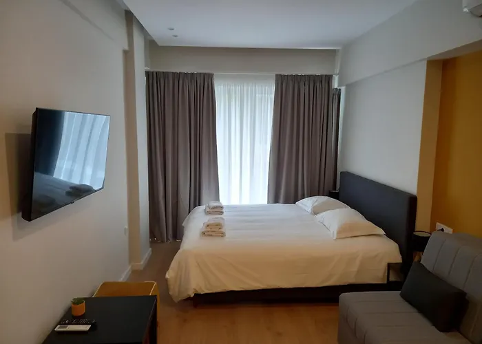 Downtown Apartamento Patras